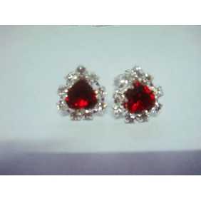 Wholesale Red Heart Diamond Earrings With Silver Diamonds Around 99jl12