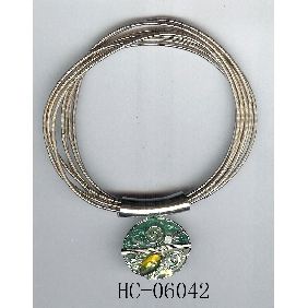 Wholesale Good Design Fashionable Costume Jewelry Hoop Bracelet