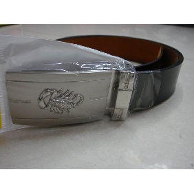 Wholesale Fashionable Scorption design buckle men's Pu leather belt 9bqn28