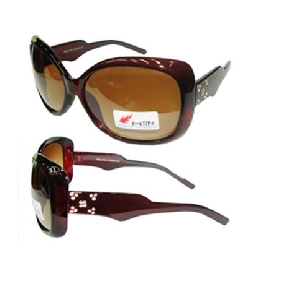 Wholesale Fashion AC mirror PC framework lady's sunglass 9c7n01