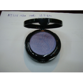 Wholesale eye shadow is good for perfect makeup brighten your eyes and long lasting