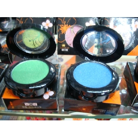 Wholesale professional and unique eye shadow has novel design and low price