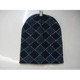 Wholesale Grey And Black Lattice Warm Mataining Winter Hats And Caps