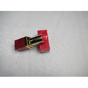 Wholesale red lipstick Sexy light lasting keep bright colors Small easy to carry good quality