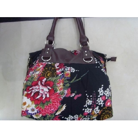 Wholsale Shivering Ladies Handbags With Different Materials 9cgn41