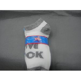 Wholesale wholesale polyester yarn socks, six types available