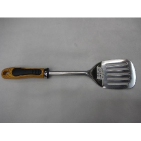 Wholesale stainless hollow wood handle pancake turner for housewives
