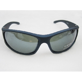 Wholesale Men's resin sunglasses with PC Elastic rubber paint frame dark green