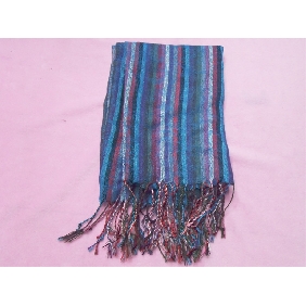 Wholesale Multi-color nice design striped knitted scarves scarf for women