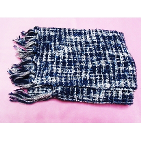 Wholesale The Perfect Gift Hand Big-belly Yarn Stripped Silk Square Scarf