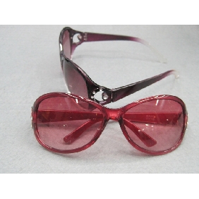 Wholesale Popular Fashion Diamond Frame Lady's Sunglasses Perfect For Gift 6002