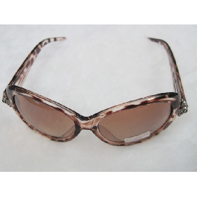 Wholesale Tawny Fashion Lady 's Resin Lenses Plastic Frame Anti-scar Sunglasses 2930