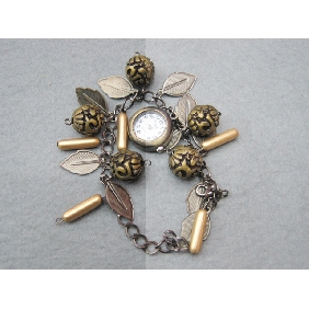 Wholesale 2010 Promotional newly design decorative classical nobler copper chain watch with leaves accessory