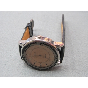 Wholesale 2010 Promotional newly design decorative classical nobler electronic wrist watch
