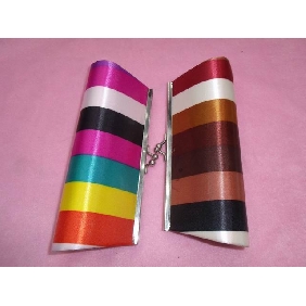 Stylish Muti-colored Stripe Steel-rimmed Removable Metal Chain Lady's Handbag