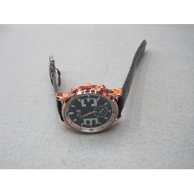 Wholesale 2010 Promotional Newly design decorative classical nobler men's electronic wrist watch with PU watchband