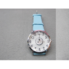 Wholesale 2010 Promotional Newly design decorative classical nobler ladies'electonic wrist watch with PU watchband