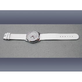 Wholesale 2010 Promotional Newly design decorative fashion nobler electronic wrist watch with white PU watchband