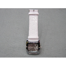 Wholesale 2010 Promotional newly design decorative fashion nobler electronic wrist watch with white PU watchband