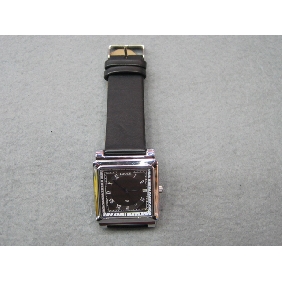 Wholesale 2010 Promotional Newly design decorative fashion nobler electronic wrist watch with black PU watchband