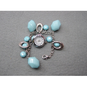 Wholesale 2010 Promotional newly design decorative nobler alloy chain ladies' electronic watch with accessory