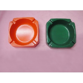 Vintage Square Plastic Ashtray in A Single Color