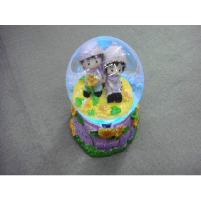 Sweethearts Design Cystal Gift Ball for Wedding