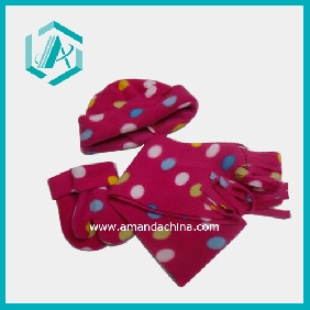 Wholesale Red Big Point Printed Sheared Plush Scarf Hat Glove Set