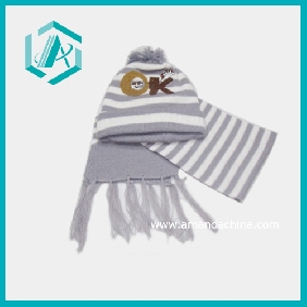 Wholesale Ok Design Hat Striped Scarf 100% Acrylic Lovely Hat Scarf Set