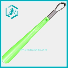 Wholesale Plastic Light Green 27CM Daily Use Shoehorn With A Small Ring