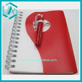 Wholesale Student Daily Use Notebook And  Pen Set With Red And White Cover Dimension 13.5*10cm