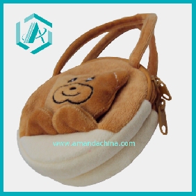Wholesale Fuzzy small-sized round handbag with cute bear on it