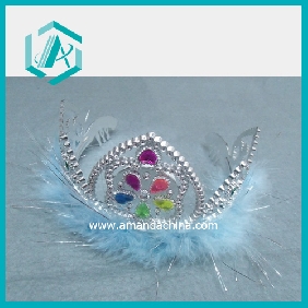 Wholesale Stylish Design Plastic Silver White Masquerade Party Crown With Villi