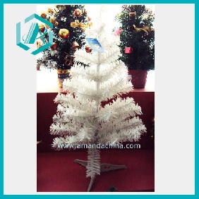 Wholesale White beautiful artificial Christmas tree for Christmas holidays use decoration