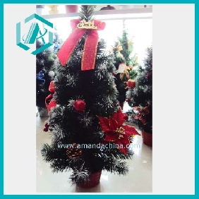 Wholesale Fresh new green artificial Christmas tree for Christmas holidays decorating room