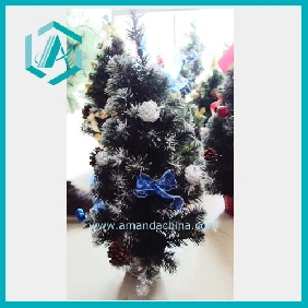 Wholesale New green artificial Christmas tree with white ball and blue bowknotfor decorating room