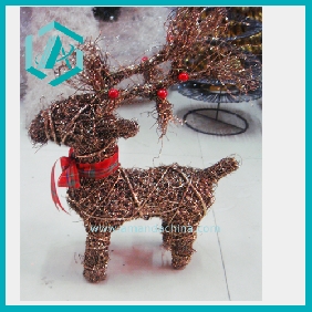 Wholesale Christmas inter design cute rattan deer Christmas ornamnet home decoration