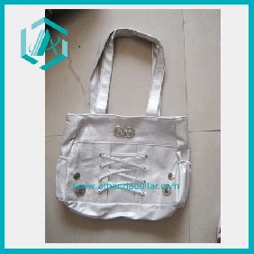 Wholesale White Synthetic Leather Handbags For Female with Bootlace Decoration
