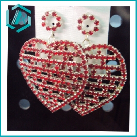 Wholesale Nice elegance red diamond earring with love pattern summer jewellery