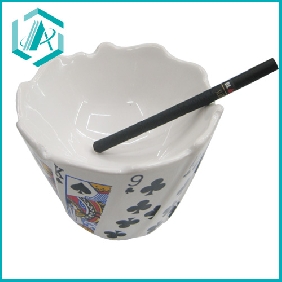 Wholesale 2010 fashion poker pottery ashtray stand-art deco-china