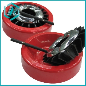 Wholesale 2010 new red round shape portable metal ashtray