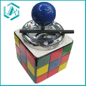 Wholesale 2010 beautiful colour magic square shape metal ashtray, table ashtray