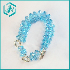Wholesale Fashion Blue Transparent Crystal Bracelet With Fashionable Accessories Jewelry