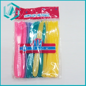 Wholesale 50pcs Plastic Flatware Cutlety Disposable Knife for Party Use Mixed Colors