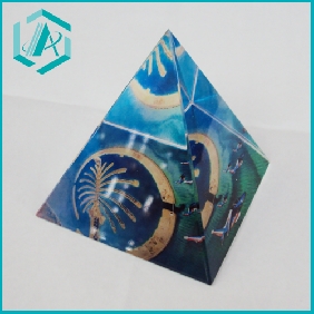 Nice Crystal Pyramid with Beautiful Pictures