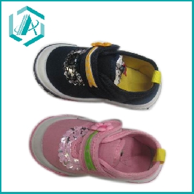 Wholesale Newest flower belt decoration comfortable kids school casual shoes
