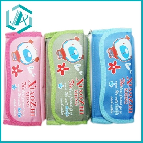 Wholesale 2010 kids stationery set PVC pencil case with different colors and fashion design