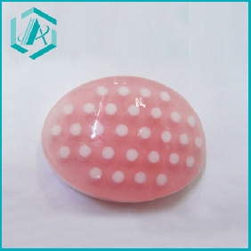 Wholesale oval-shaped little pink fruit glycerine soap in promotion