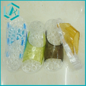 Wholesale Fashion plastic PVC massage slippers with new design nice colours