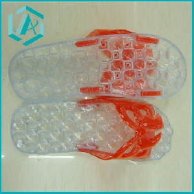 Wholesale Fashion plastic PVC massage slippers with new design nice colours